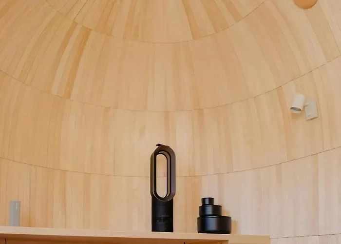 Feel Grounded In Igloo House With Pool And Gym 別荘 *