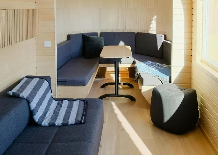 Feel Grounded In Igloo House With Pool And Gym 別荘 *